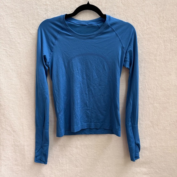lululemon athletica Tops - Lululemon Swiftly Tech LS 2.0 *Race Long sleeve shirt with thumbholes Women’s 6